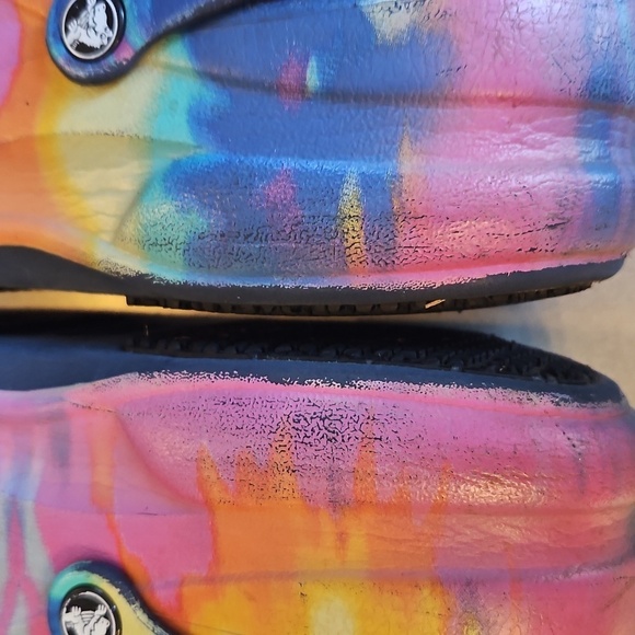 Crocs Bistro Tie Dye - Picture 10 of 13